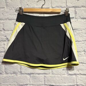 Nike Black and Yellow Athletic Tennis Skort Small